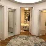 Victoria Luxury Boekarest