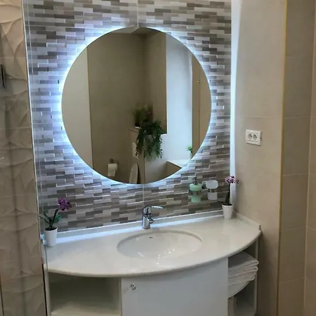 Victoria Luxury Apartment *