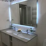 Victoria Luxury